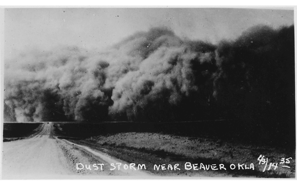 A-photograph-of-a-dust-storm-near-Beaver-Oklahoma-1935